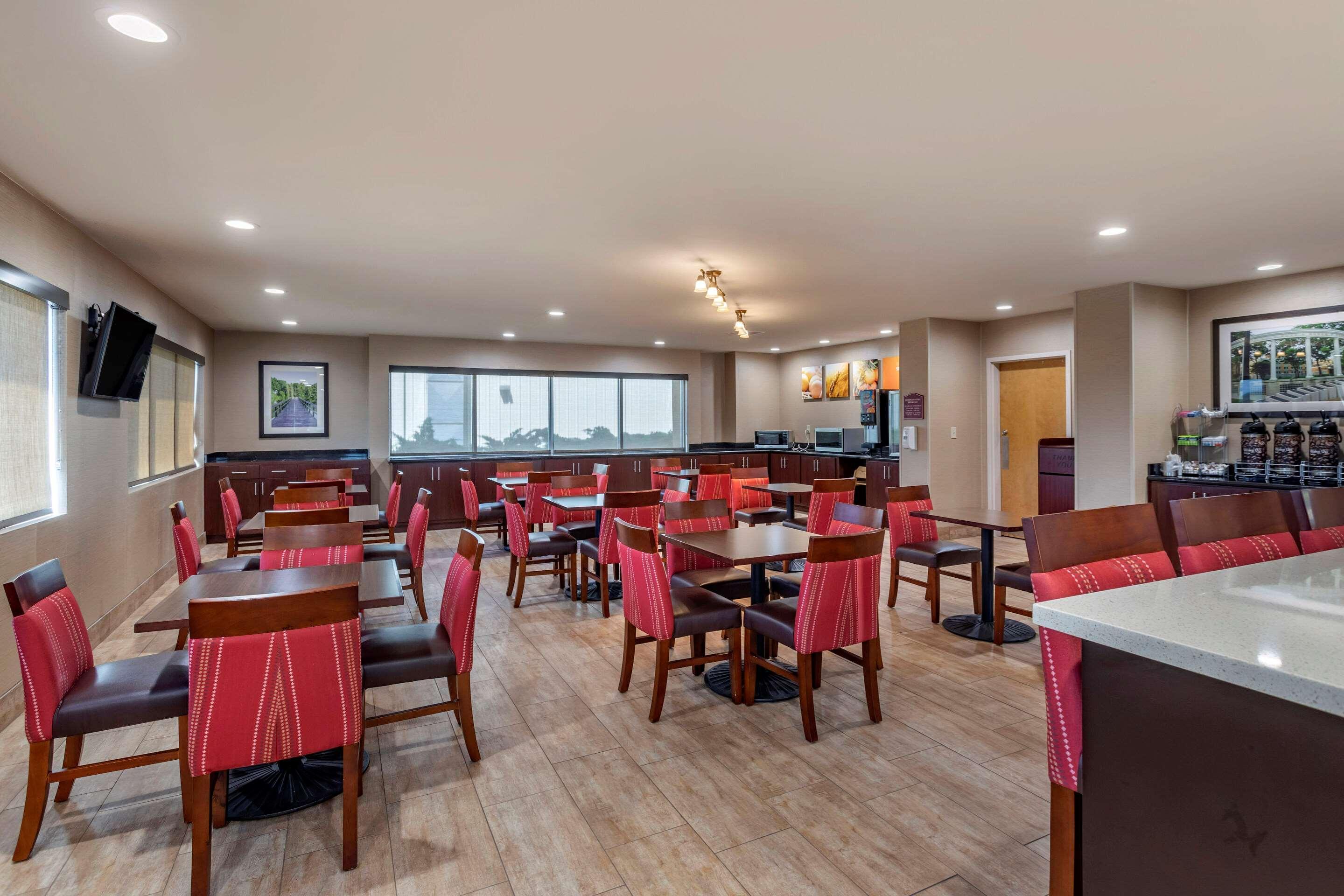 Comfort Suites Florence Shoals Area Eksteriør bilde